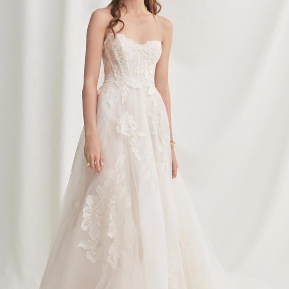 Designer Wedding Dress, Willowby by Watters Harmony (Sunset), Size 8 - Picture 1 of 13